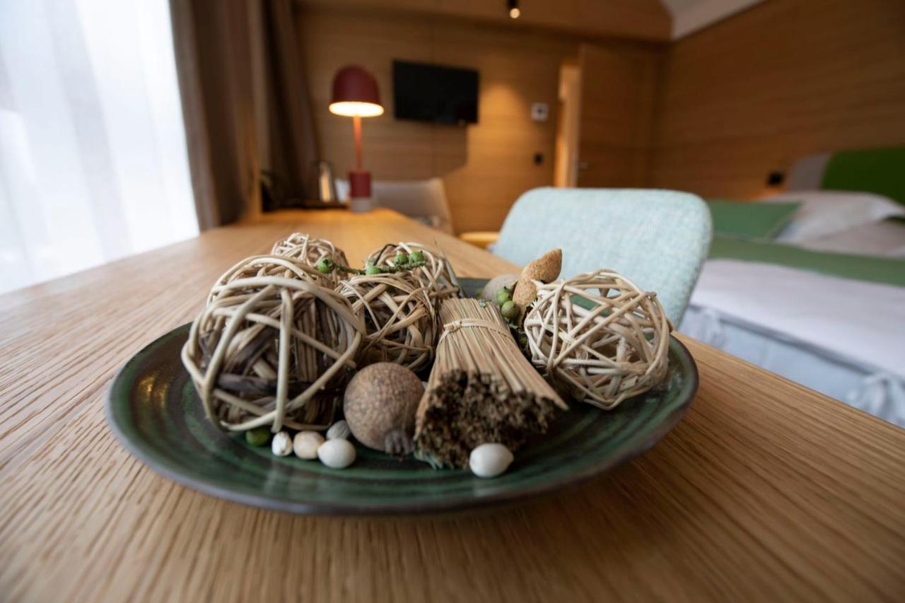 B-Lodge Boutique Hotel Louvain-la-Neuve Esterno foto