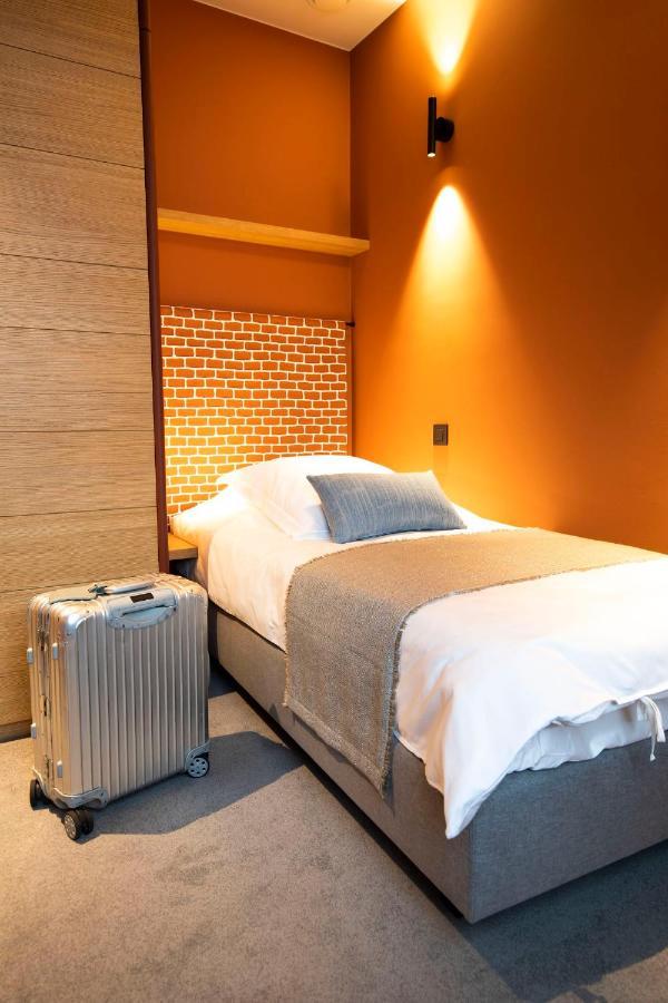 B-Lodge Boutique Hotel Louvain-la-Neuve Esterno foto