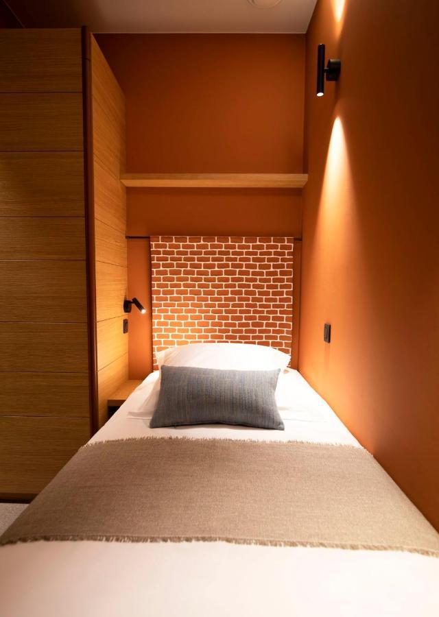 B-Lodge Boutique Hotel Louvain-la-Neuve Esterno foto